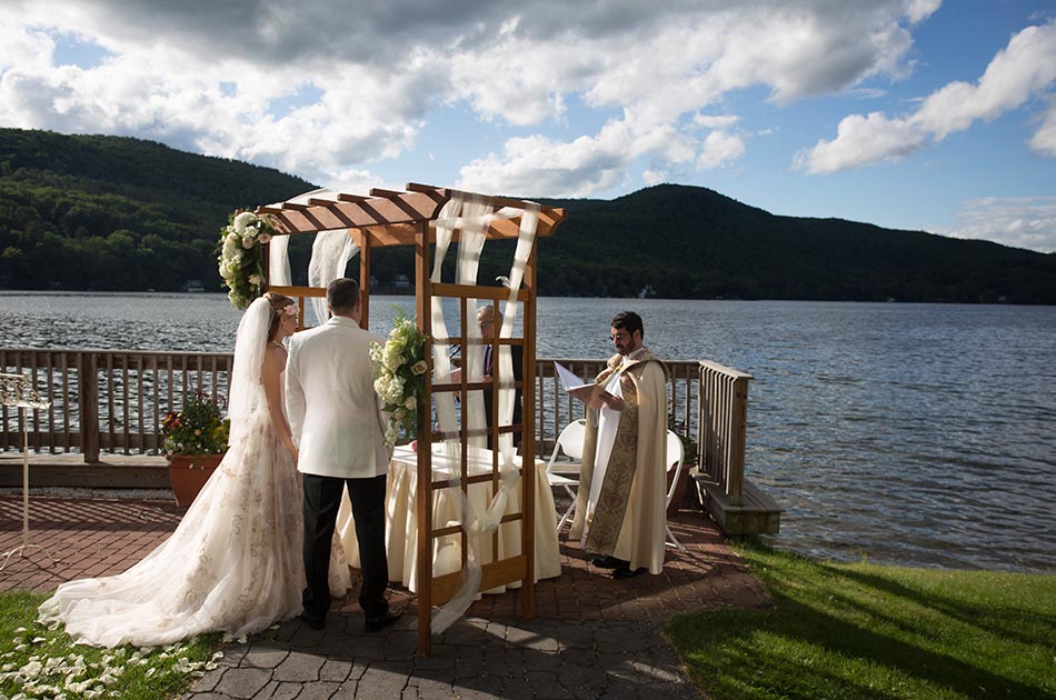 lake-morey-resort-wedding-fairlee-vt-004