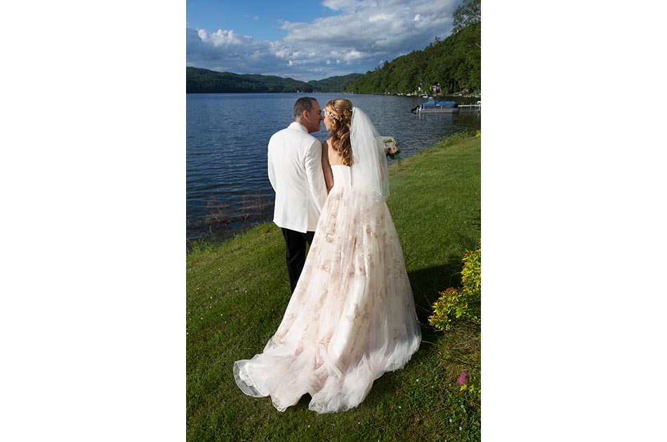 lake-morey-resort-wedding-fairlee-vt-011